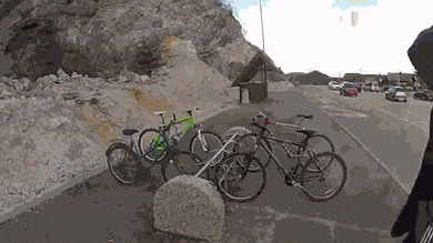 Kradez bicykla